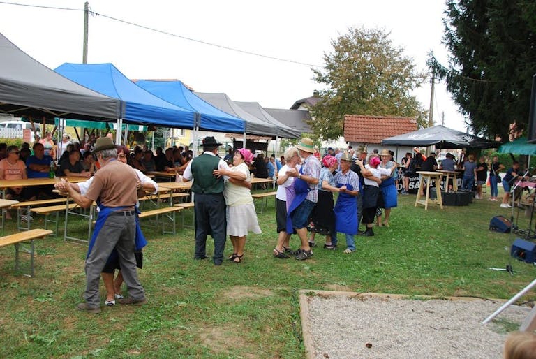 15. Zahvala polju